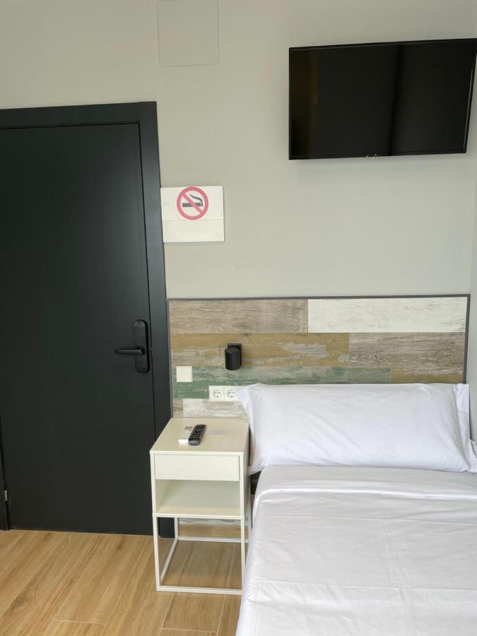 Hey Rooms Серданьола дел Валес Екстериор снимка