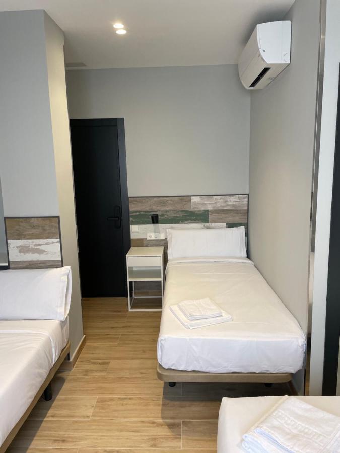 Hey Rooms Серданьола дел Валес Екстериор снимка