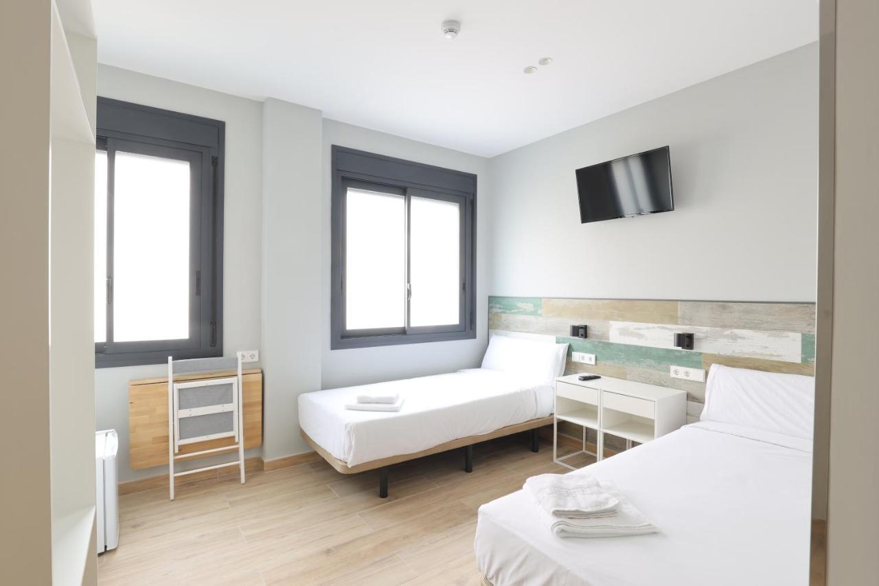 Hey Rooms Серданьола дел Валес Екстериор снимка