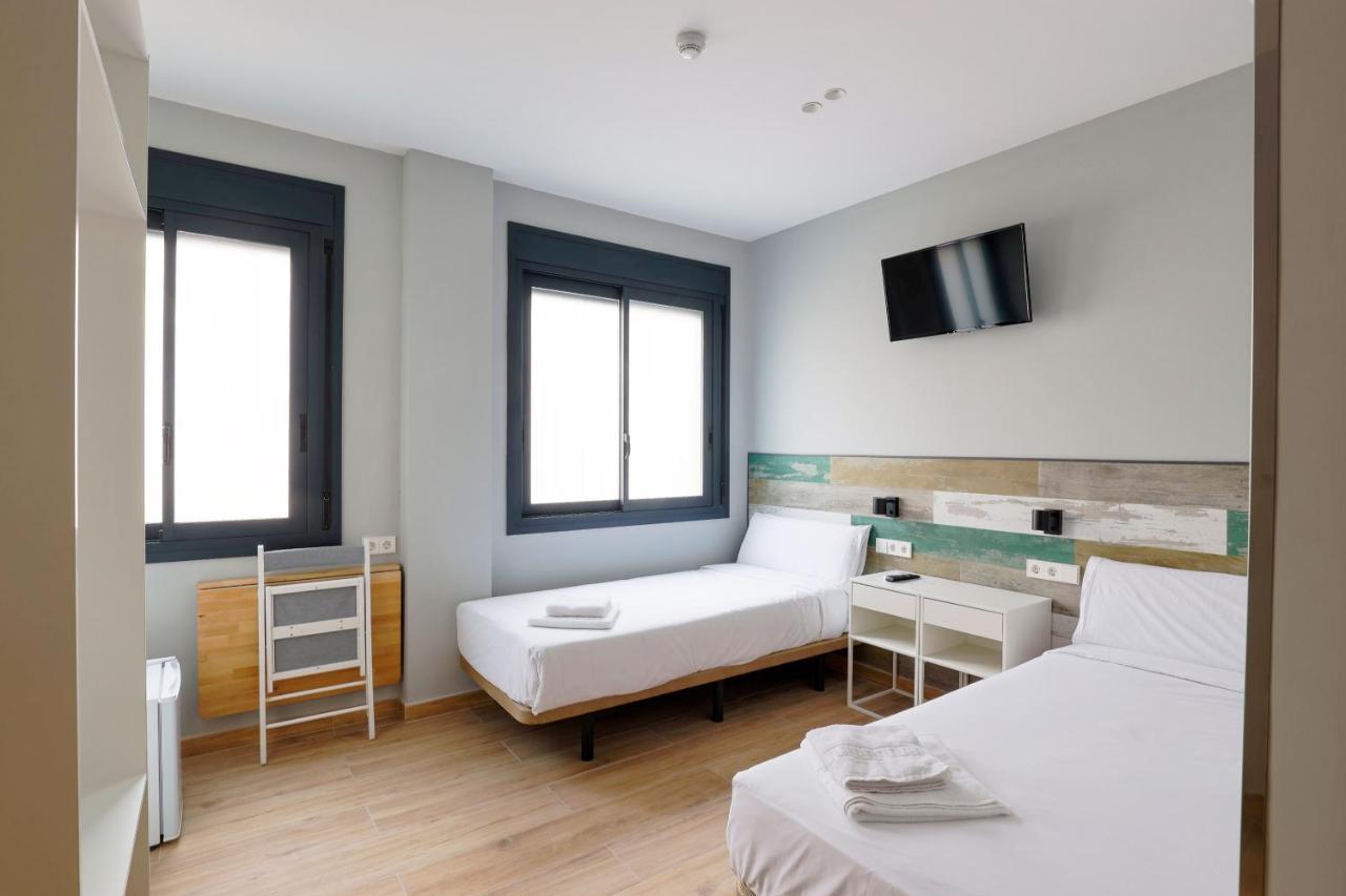 Hey Rooms Серданьола дел Валес Екстериор снимка