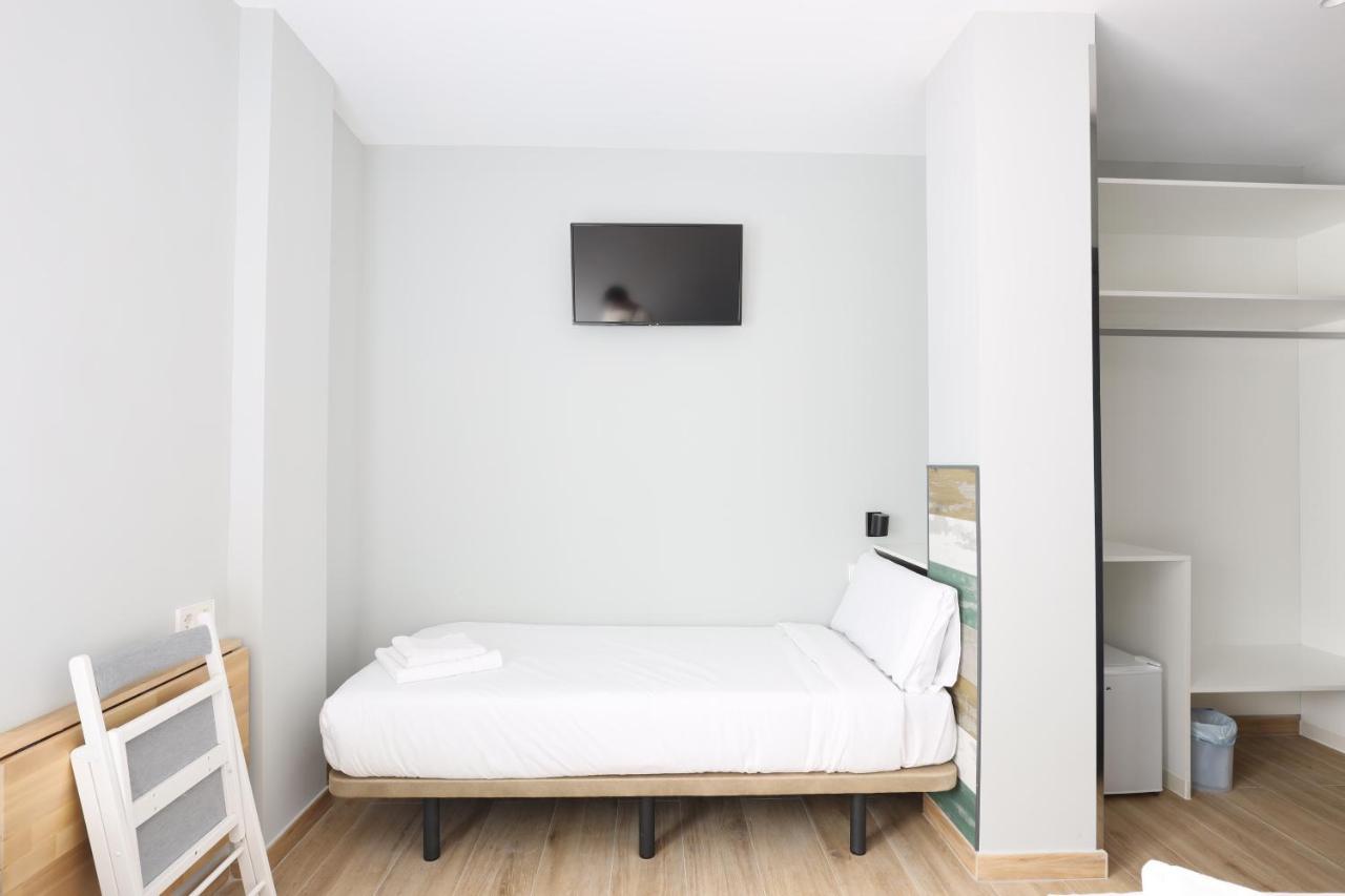Hey Rooms Серданьола дел Валес Екстериор снимка